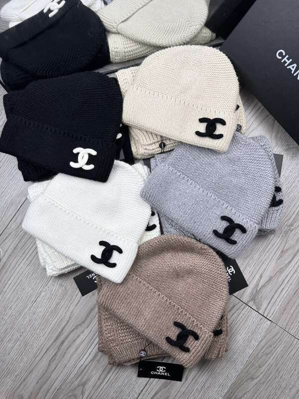 Chanel Scarf Hat hm39